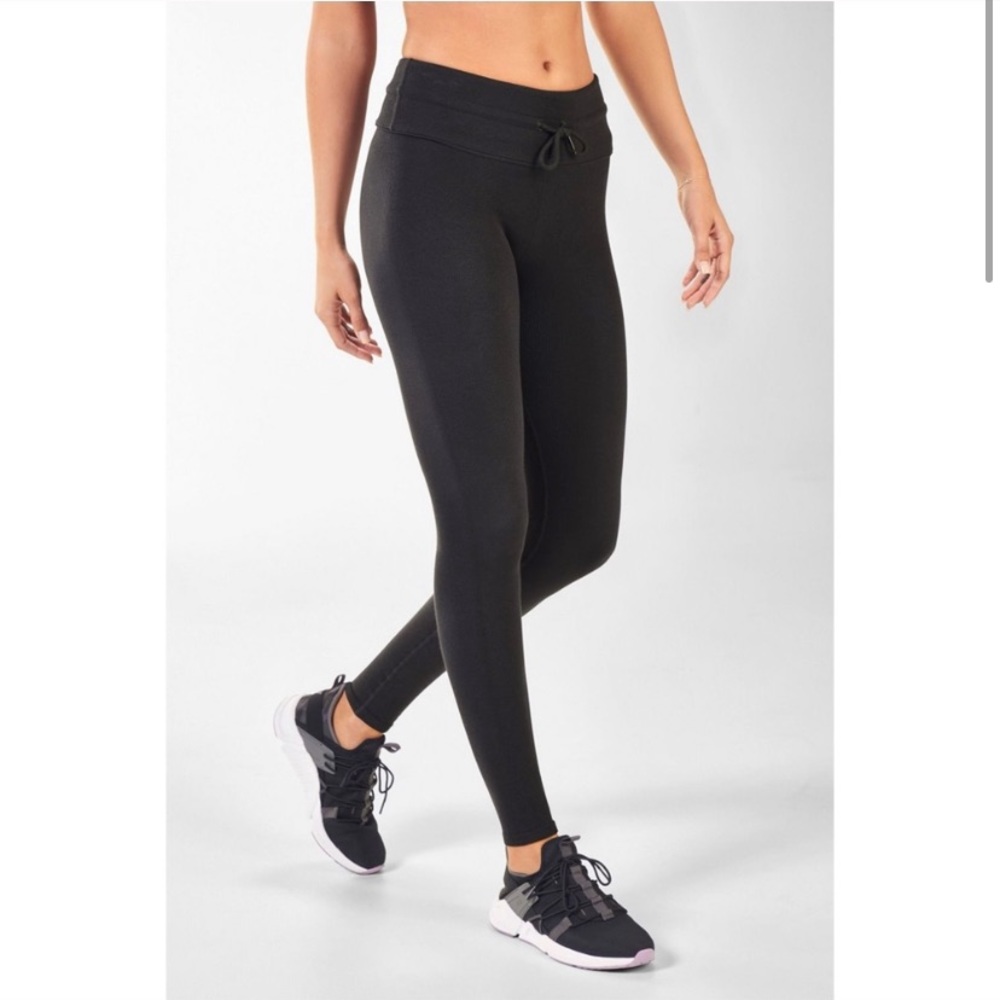 ISO Fabletics Ada SeamlessLeggings DO NOT BUY